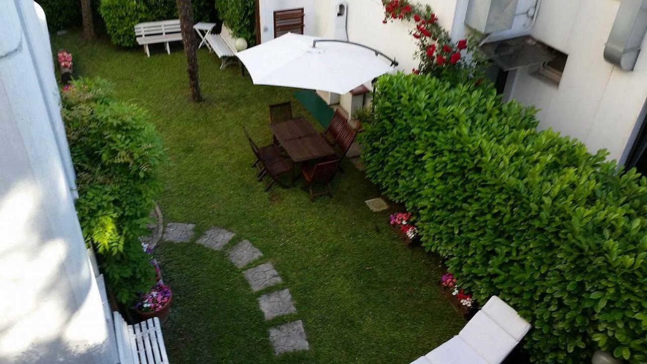 A Casa Di Clo Bed & Breakfast Pesaro Exterior foto